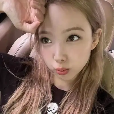 晏青梦